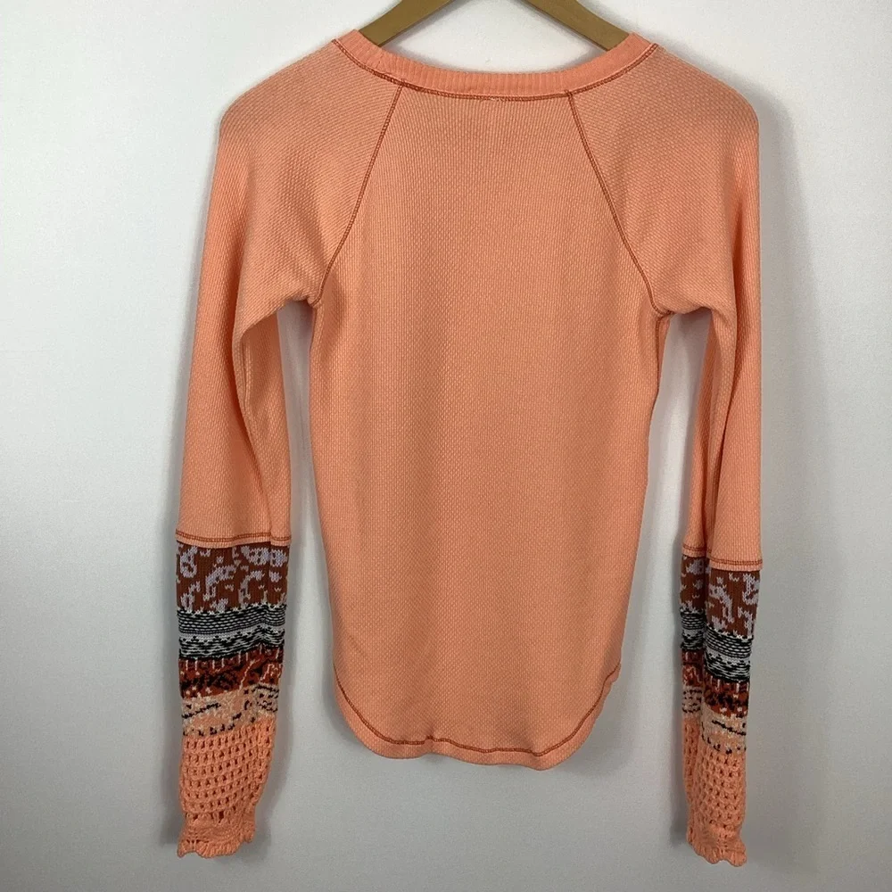 Free People In The Mix Cuff Thermal Top Size Medium